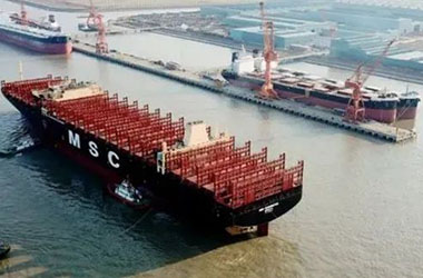 Pliaj 10 ŝipoj!MSC Mediterranean Shipping faras alian grandan mendon por 10 LNG-dufuelolaj 10,000-TEU-ŝipoj
